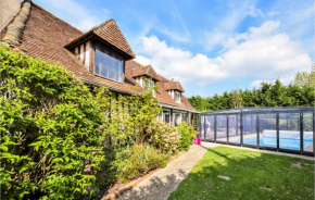 Beautiful home in LIVAROT PAYS D'AUGE with Outdoor swimming pool, Heated swimming pool and Private swimming pool